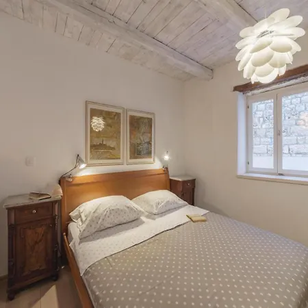 Vikendica Three-bedroom Holiday In